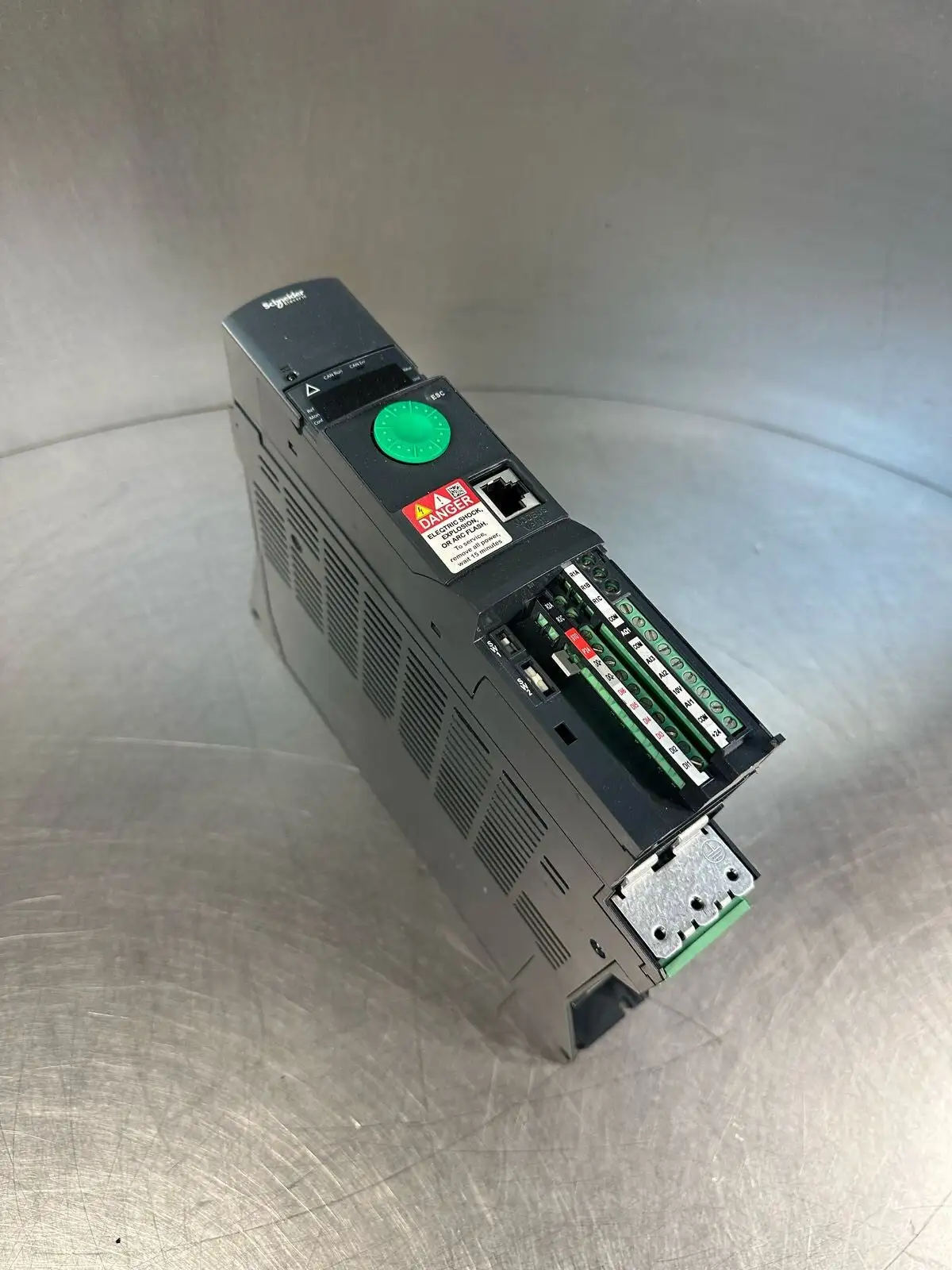 Schneider Electric Altivar 320 AC Drive ATV320U07N4B 0.75kW - 1HP (7.2.4)