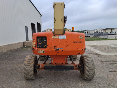 USED 2013 JLG M600JP