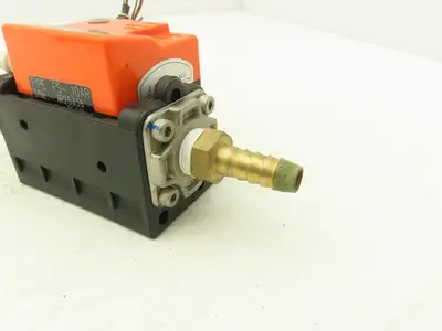 Regal Joint FS-310AR Flow Meter Sensor 24VDC 1/2" NPT Type FS-3
