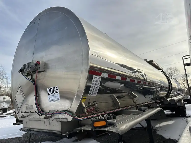 Used 2007 BRENNER _UNKNOWN_ Tanker Trailers Indiana US | Lakeshore Equipment Sales #1546601