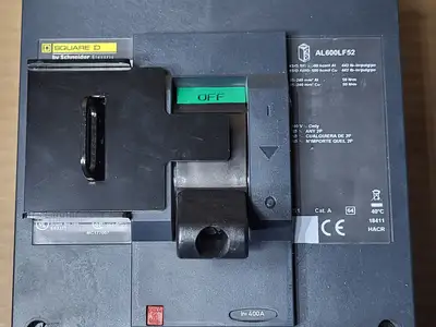NEW SQUARE D LLA36400CU31X