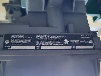 USED FISHER CONTROLS 8560
