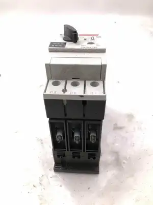 Siemens SIRIUS 3R 3RV1031-4AA10 Manual Motor Starter 11-16A / 208A Test