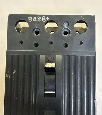 Used GE TQD32225 Miscellaneous Equipment (Electrical & Power) | Surplus Asset Holdings #1189900