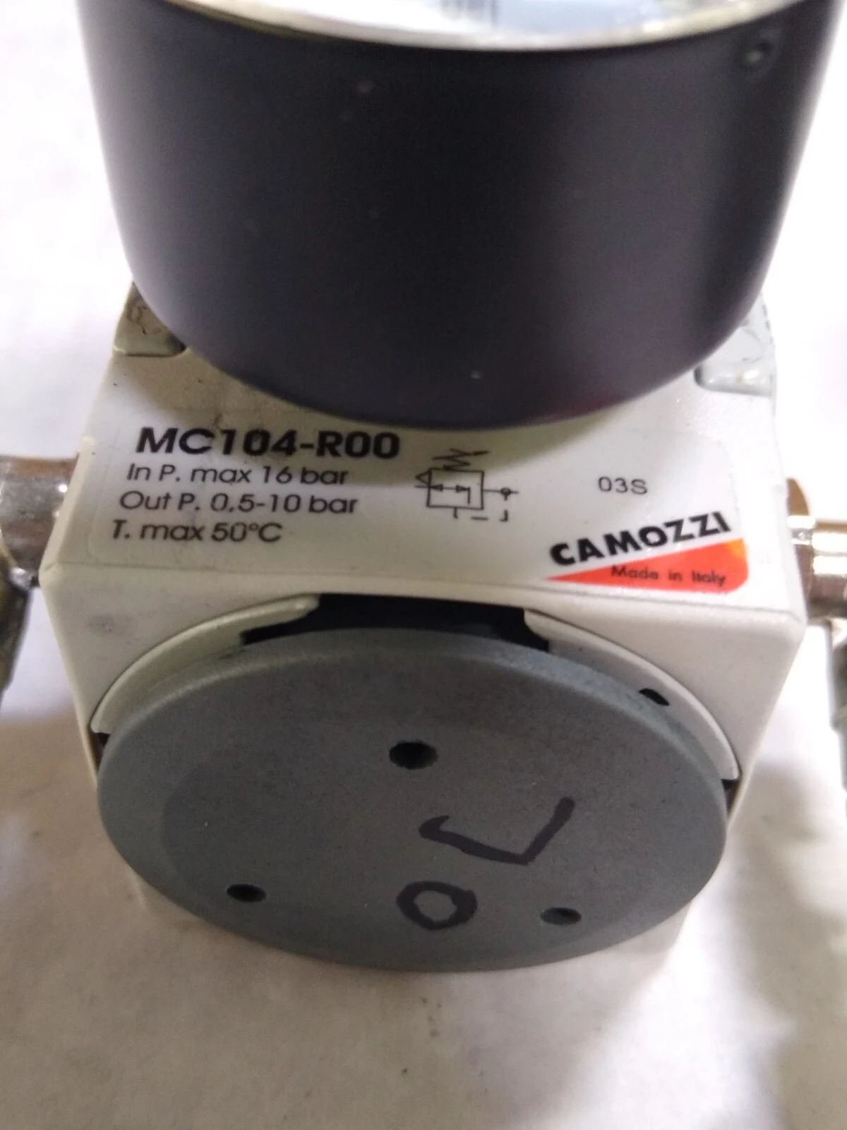 USED CAMOZZI MC104-R00