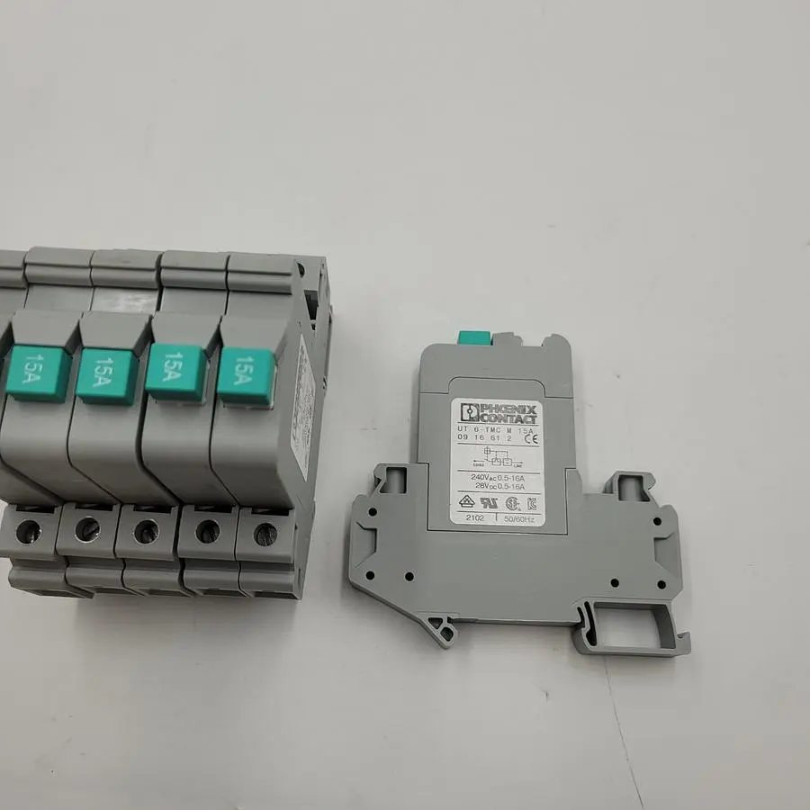 USED PHOENIX CONTACT UT 6-TMC M 15A - THERMAL-MAGNETIC DEVICE CIRCUIT BREAKER