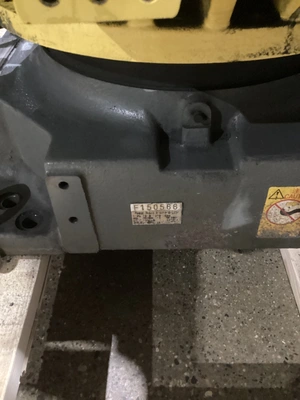 USED FANUC R-2000IB/210F + R30IB