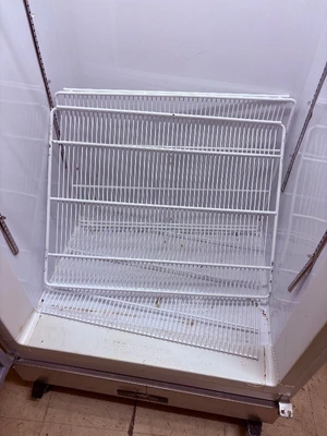 Upright Commercial Refrigerator w/ glass door