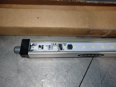 New | in-Stock BANNER WLS282XW570XPWMQ Lighting | HGR 24 #752579