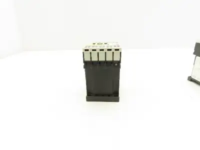 Siemens 3RH1122-2BB40 Auxiliary Contactor 600VAC 10A Lot Of 9