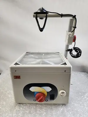 3M 1608 OVERHEAD PROJECTOR