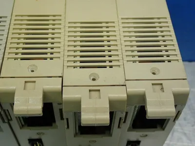 USED OMRON C200HID212