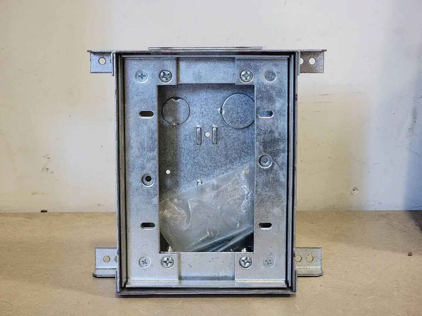 USED STEEL CITY 742S