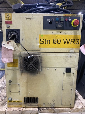 USED FANUC ArcMate 100iC/6L + R-30iB