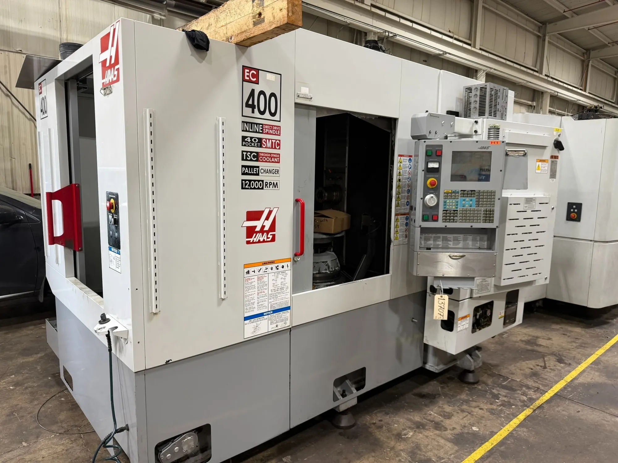 HAAS EC-400 4-AXIS PRECISION HORIZONTAL MACHINING CENTER