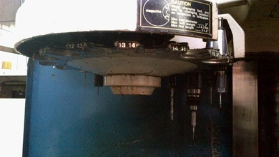 USED 1986 SUPERMAX YCM