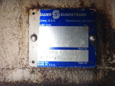USED SAUER SUNDSTRAND # 26-250-1FE-RCFX