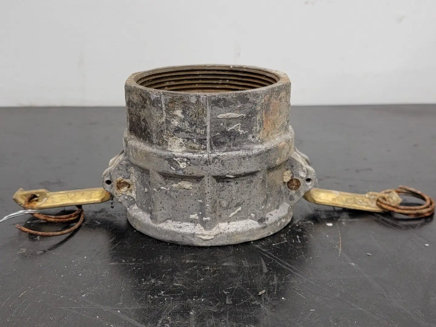Used GREEN LINE _UNKNOWN_ Parts (Hydraulics and Pneumatics) British Columbia CA | Lenmark #259048