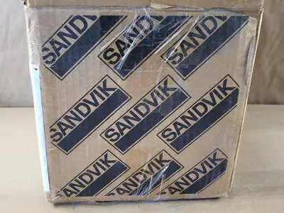 NEW SANDVIK 02820450