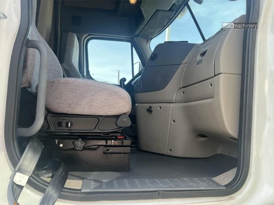 Used 2016 FREIGHTLINER CASCADIA 125 Conventional trucks California US | Lillo Machinery #1403822