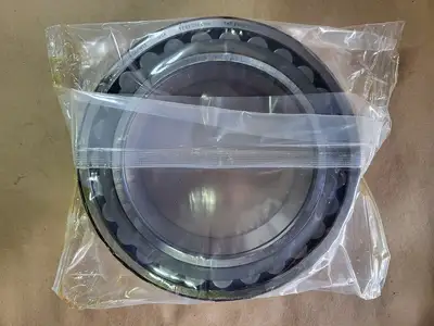 NEW SKF 23028 CC/W33