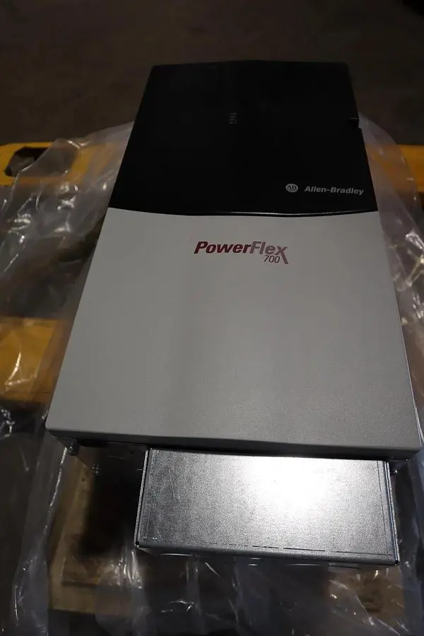 Allen-Bradley PowerFlex 700 Drive 20BD125A0ANNANC0 100HP 2022 NEW #3388A