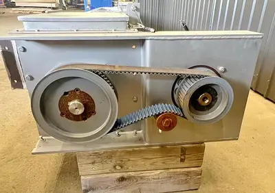 Used Screw Conveyor, 14'' Diameter X 204'' Long, Tapered Screw