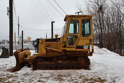 Used 1989 CATERPILLAR D4C Bulldozers Pennsylvania US | Proxy Equipment #1377697