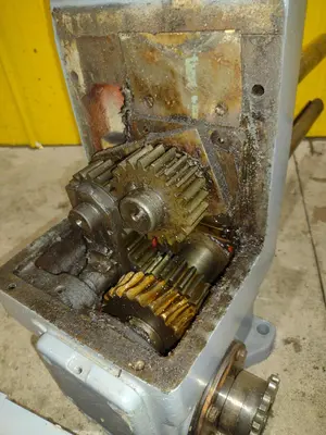 1.5" YODER MODEL #M1-1/2 ROLLFORMER HEAD: STOCK #23694