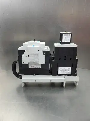 USED Siemens 3RV1031-4AA10 Circuit Breaker w/3RT1033-1B..0 Contactor