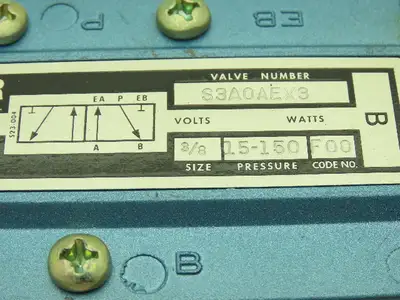 Skinner S3A0AEX3 Pneumatic Directional Control Valve 5-Way 2 Pos 150PSI 3/8" NPT