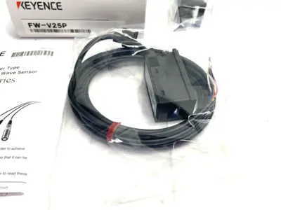 USED KEYENCE AMPLIFIER UNIT, PNP, FOR DIGITAL ULTRASONIC SENSOR