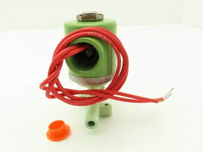 Honeywell Skinner V42LB0JV022 Solenoid Valve 2-Way (NC) 24V/60 20 PSI 3/8" Hose