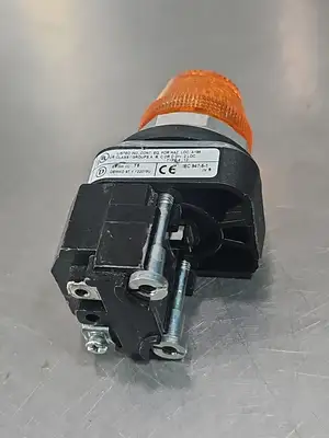 Allen-Bradley 800T-P16R Ser T Orange Pilot Light Module, 120V. Loc4D14