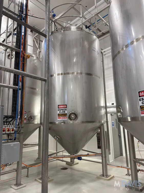 Used 2022 QUALTECH 4,200 GALLON Stainless Steel Tanks New Jersey US | Perry Equipment #927186