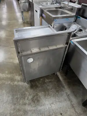 Used FalconRestaurantSupply Used Supreme Metal Stainless Steel Underbar Drainboard - Used - SS36 Underbar Equipment Illinois US | Falcon Restaurant Supply #1376836