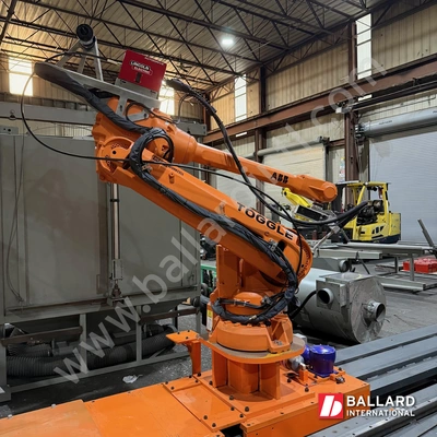 ABB IRB 4600-20/2.5 Welding Robot w/ IRC5 Controller & Lincoln R450 Weld Package
