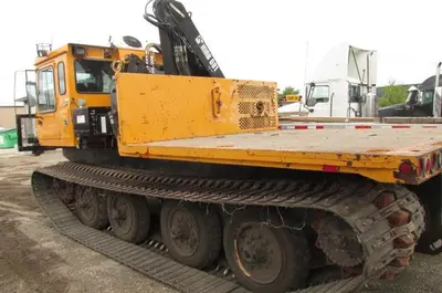 Used 2003 HICO HT10 WT CRAWLER CARRIER Crawler Carriers & Dumpers Manitoba CA | Conquest Truck & Auto Sales #1421322