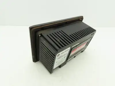 Allen Bradley 2711-B5A2X PanelView 550 Keypad Touchscreen Ser H  *Bad Screen*