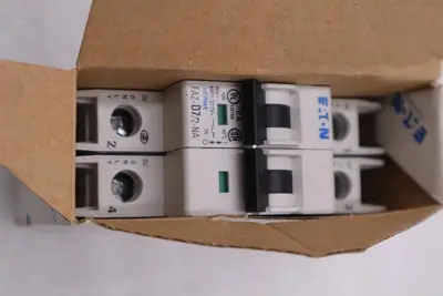NEW OPEN BOX Eaton FAZ-D7/2-NA Miniature Circuit Breakers STK H1311A