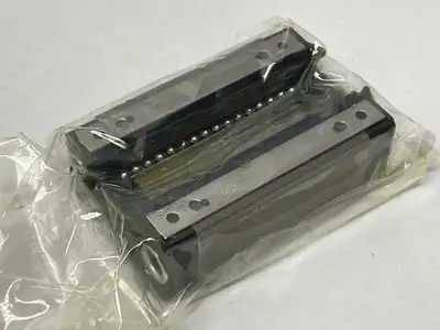 NEW THK THK SR20W1SS