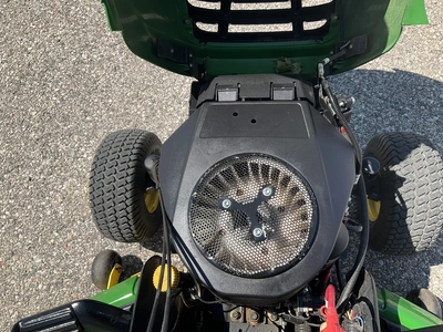 Used JOHN DEERE X300 Mowers Michigan US | Miedema Asset Management Group #1337425
