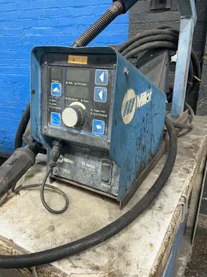 USED MILLER INVISION 456MP