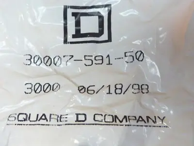 NEW SQUARE D 9423-M9L