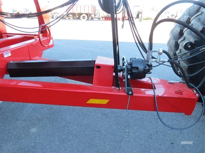 New | in-Stock 2024 E-Z TRAIL 1020 Grain Carts Pennsylvania US | Zimmerman Farm Service #1541603