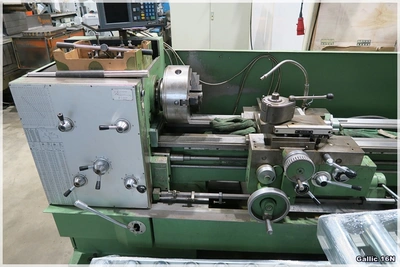 MONDIALE Centre Lathe, top condition