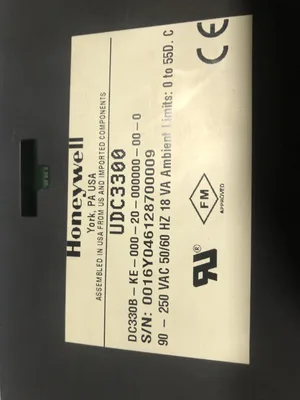 Honeywell DC330BKE00020000000000 UDC3300 Universal Digital Temperature Controller