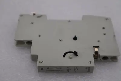 NEW SIEMENS 5SX9100 SUCCESSOR TYPE 5ST3010 AUXILIARY CONTACT BLOCK STOCK G627A