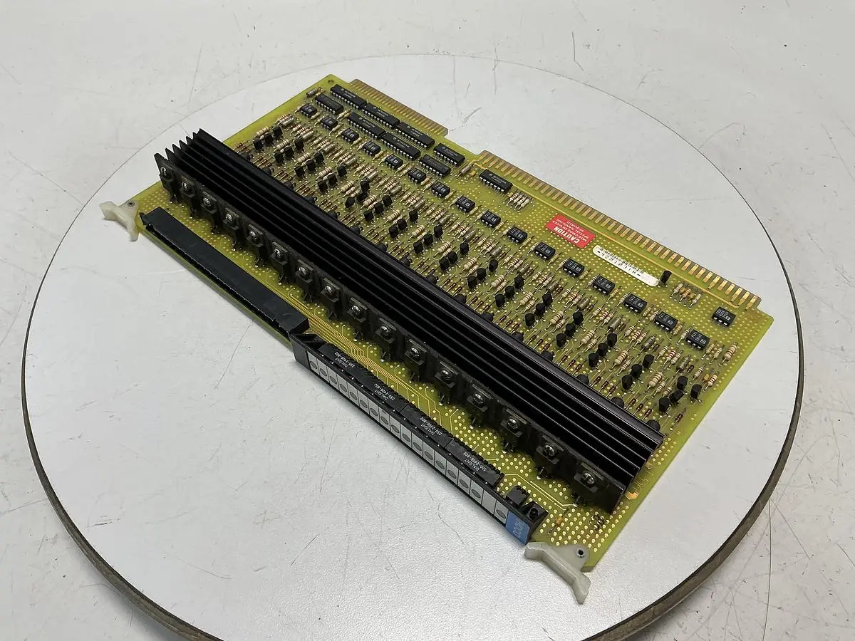 USED CINCINNATI MILACRON 3-531-4590A