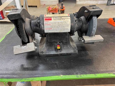 Used DAYTON 4Z909E Pedestal Type Grinders (Double End) Oregon US | MachineryMax #1547124